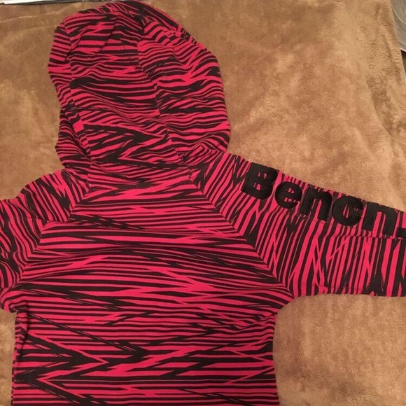 Bench fitted sweater - Picture 3 of 3